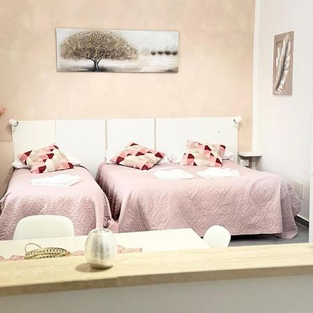Gemelli Tre Hotel Rome Bagian luar foto