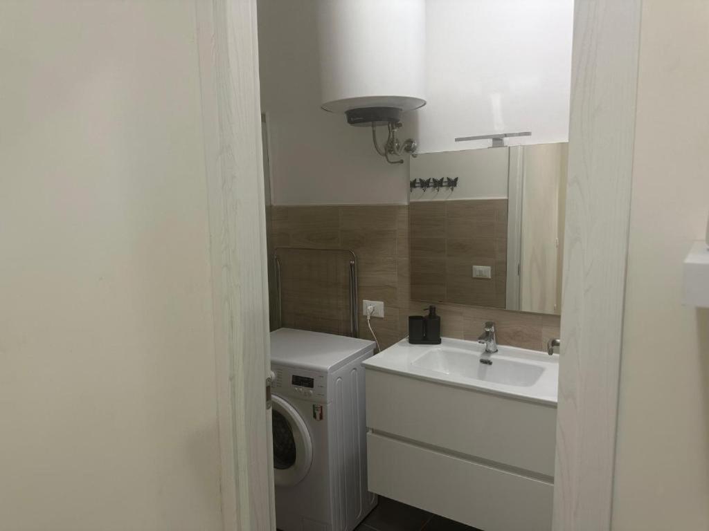 Gemelli Tre Hotel Rome Bagian luar foto