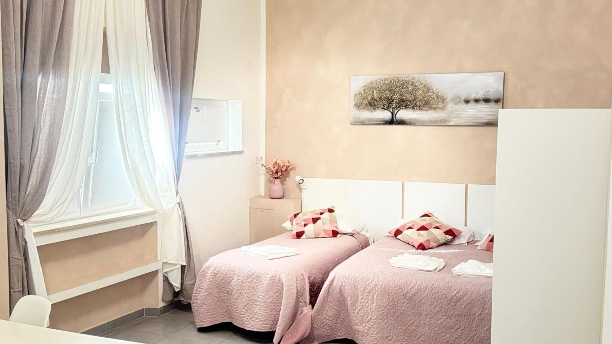Gemelli Tre Hotel Rome Bagian luar foto